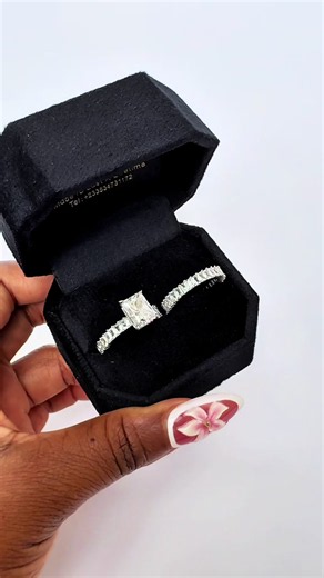Semenhyia Set: Sterling Silver with Cubic Zirconia - ¢1250