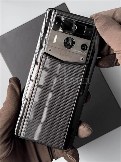 Introducing the VERTU METAVERTU 2 PHONE WEB3 AI BLACK CARBON FIBER(SILVER CASE). With its high-strength aircraft aluminum, carbon, ceramic, and carbon fiber materials, this luxury phone is designed to impress. #phone #digital