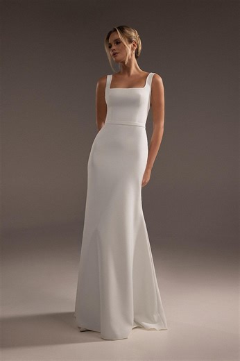 Crepe Sheath Wedding Dress Bethany: Square Neck Minimalist Bridal Gown - Etsy