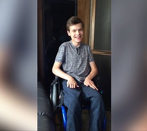 ASK MICAH! Is there anything you wish you could ask Speechless star Micah Fowler? We went behind the scenes with Micah and it got really emotional. CPF: Anything you'd like to tell the cast? Micah: Do not put me in water or I will sink like a rock. #SpeechlessCPF #jointheconversationCPF | Cerebral Palsy Foundation