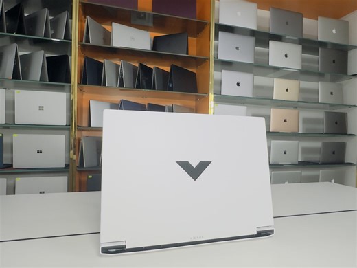 It Valley Laptop on Reels