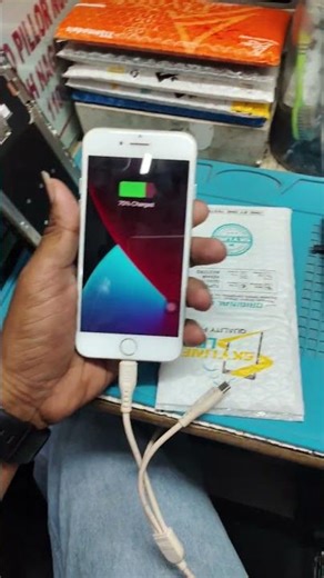 iPhone 7 battery change #delhiliving #vlog #shortvideo #shortyt