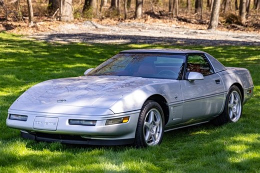 No Reserve: 20k-Mile 1996 Chevrolet Corvette Convertible Collector Edition LT4 6-Speed