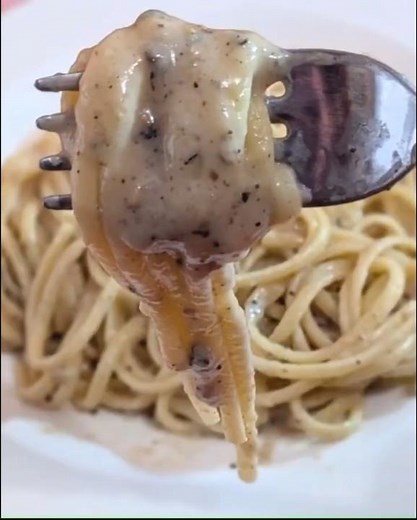 CREAMY Cacio e Pepe Spaghetti: The TRICK