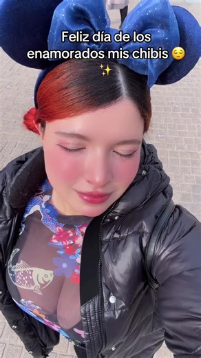 Cuáles son sus planes de hoy ? 😌 yo de paseo por disney 🥹🤍