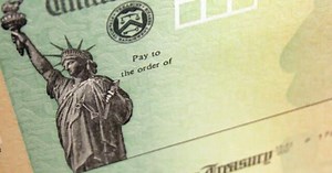 Biden pushes ahead with stimulus plan