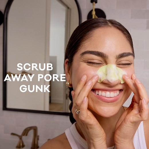 Step-by-step to smoother, tighter pores with the Bioré Bubbling Nose Mask ✅Visibly smaller pores ✅Dissolves deep-down pore gunk ✅Gently exfoliates 🫧Watch the bubbles work their magic | Bioré Skincare