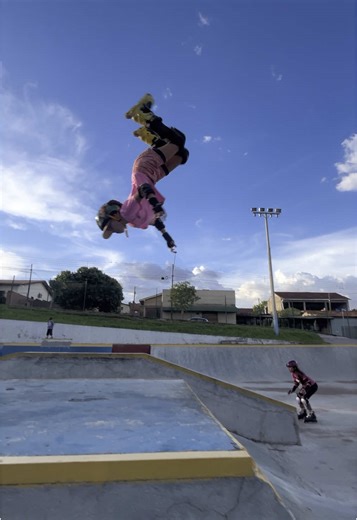 Essential Tricks for Skateboarding and Roller Skating