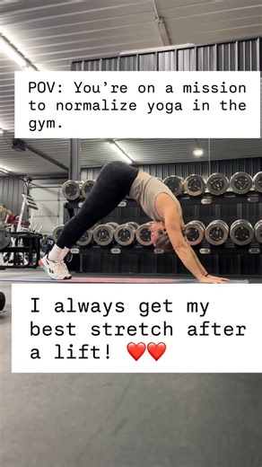 Angel Moseley on Instagram: "Making some progress in the spinal mobility department. Non negotiable upside down: so good for circulation, blood to the brain, and mood. It’s just makes me happy. ❤️ Adding more stretching and mobility to all my programing, so you can get stretching with meeee"