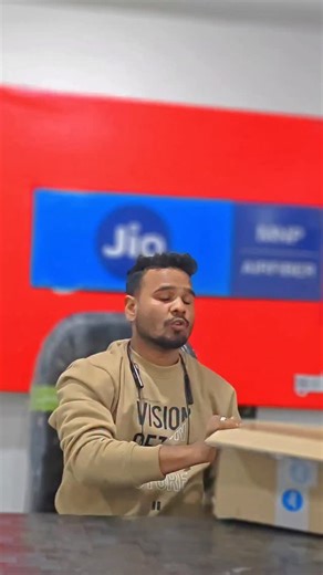 Sahil Telecom on Instagram: "Abhi nahi to kabhi nahi offer sirf 2 dino ke liye he jaldi krein #sahiltelecomfreegift🎁 #instagram #freeunlimitedcalling #googlegeminiproplan #geminitrend❤️ #jiogeminioffer #35100kabenefits #freeportfreereachargefreehotstarfreegooglegeminiproplan #portoffer #instagram"