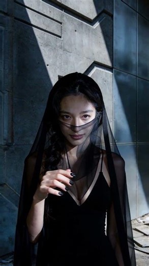 I chose my silence. 🕸️