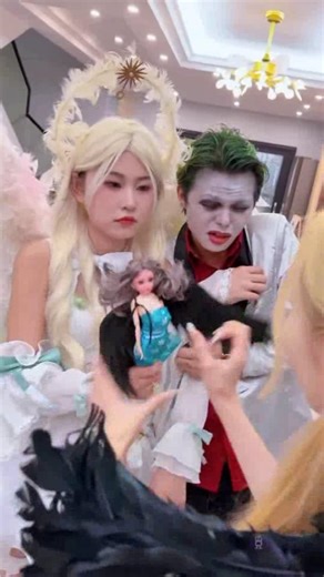 黑天使被白天使给控制了？#天使 #超人不会飞 #小丑 #shortsfeed #youtubeshorts #trendingshorts #ytshorts