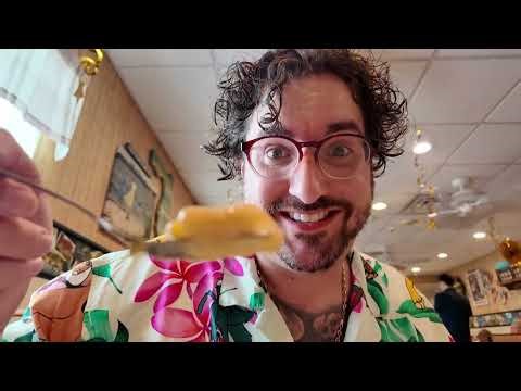 We're Heading to Yoder's Amish Village for AMAZING Homemade Fried Chicken and Pies!