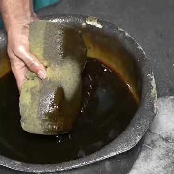 Trash to Titan: Aluminum Scrap Forged into Giant Cooking Pots