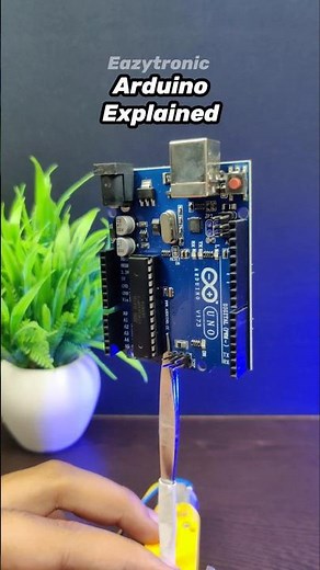 Arduino Explained in 60 Seconds! #arduinoprojects #whatisarduino #arduino #eazytronic #electronic
