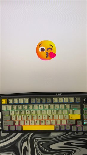 How to type emoji 😘 #keyboard #pcsettings #gamingkeyboard #shortcut #typing #pctips
