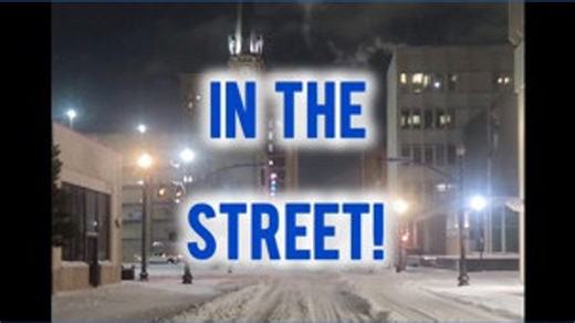 The way to get around Louisville in the Winter Storm of 2026 is by hoofing it! | WHAS11 News