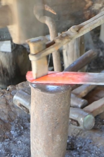 1.1M views · 10K reactions | Adjusting long knife blade from chainsaw bar #reel #reelsfbシ #reelschallenge #reelsvideoシ #reelsviralシ #reels #reelsviralシ #reelsfacebook #viralreelschallenge | Forged Creations | Facebook