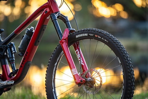 First Ride | The new 2027 RockShox Lyrik Ultimate gets up to 170mm travel