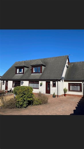 13 reactions | Viewings available for this beautiful property in Prestwick! Call us from 10am today - 01292 501777  #stonefieldestateagent #prestwick #familyhome #ayrshireproperty | Stonefield Estate Agents | Facebook