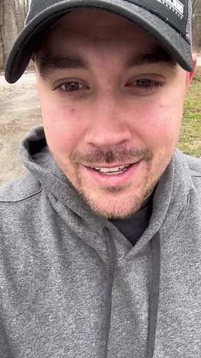 How to Restore Headlights with WD-40 - Car Tips and Tricks