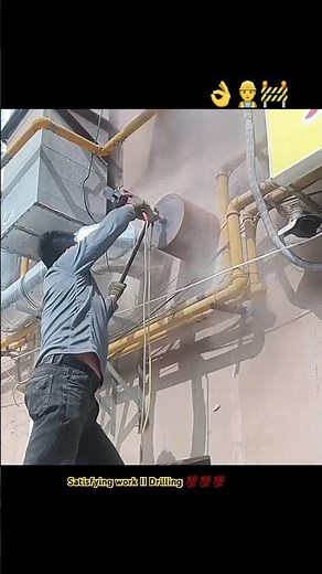 Concrete hole saw machine showing how it work