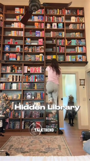 Hidden Bookshelf Secret 😳📚