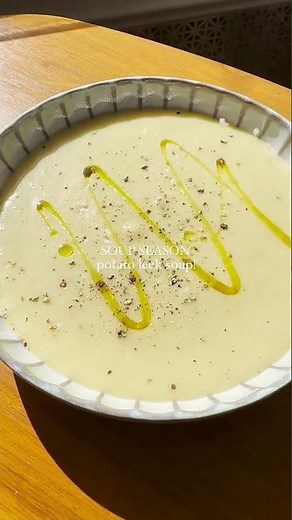 Rich & Creamy Potato Leek Soup (GF)