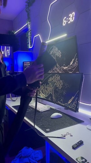 Hands down the most detailed/quality sword I own #moyeet7 #demonslayer #sword #zenitsu #rengoku #tanjiro #nezuko #inosuke #hashira #anime #animetiktok