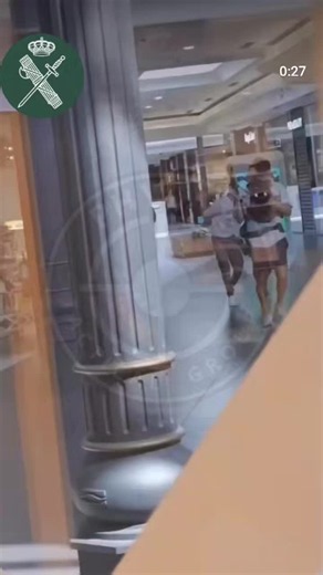 ‼️🔴- ULTIMA HORA: operacion conjunta de UCO ( UNIDAD CENTRAL OPERATIVA- UEI - UNIDAD ESPECIAL DE INTERVENCIÓN ) @Guardia Civil para detener al Grupo Delincuencial organizado dedicado a realizar Atracos en centro comerciales en #Madrid ... #noticias #atracosMadrid #viral