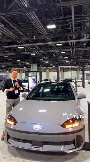 2023 Hyundai Ioniq 6: A Futuristic Electric Vehicle Review