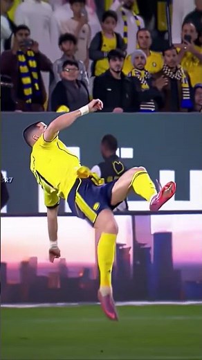 Ronaldo 😱😱 #football #edit #messi #trending #soccerplayer #viral