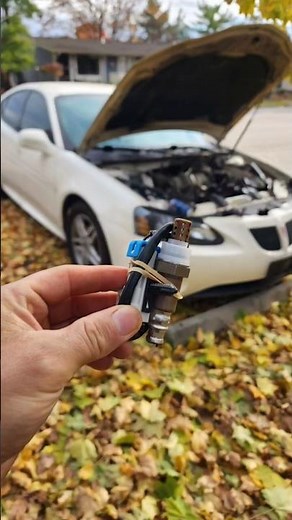 How to find an 02 oxygen sensor upstream on your car.