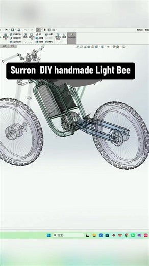Surron DIY handmade Light Bee The highly anticipated manual Light Bee 2.0 version is now here and has hit the road for testing. The frame design of the previous 1.0 version had many flaws, but all have been upgraded and improved. The rear dropouts, which were previously welded in sections, have now been transformed into a single, curved piece. The addition of double bearings on each side has further enhanced stability and strength. The bottom bracket is now protected by a trapezoidal bearing hou