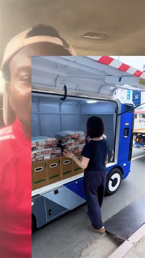 A Driverless Bus Doing Massive Job😳🔥#technology #youtubeshorts