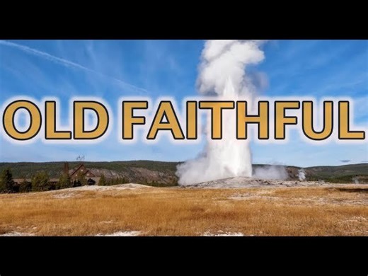 Walking tour of Old Faithful geyser in Yellowstone