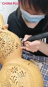 Carving intricate patterns on a gourd using pyrography art requires laser focus. This Chinese craft is renowned for its high artistic value. Artisans use a soldering iron as a de facto paintbrush to draw diverse patterns on a gourd, which can then be decorated and preserved. #FunChina #Craftsmanship #Heritage | China Plus Culture