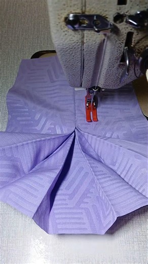 easy way to make a double pleated skirt #sewingtutorial #sewingtips #diysewing #sewingtricks