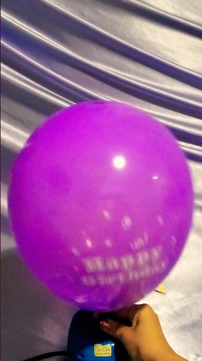 INFLATING AND DEFLATING FUN HAPPY BIRTHDAY BALLOON!!!