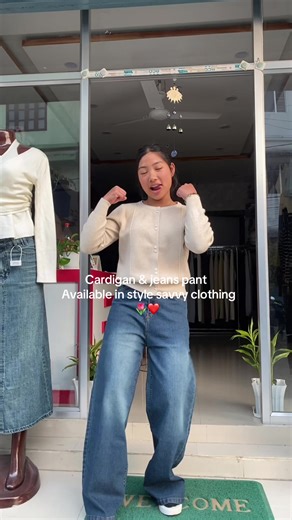 Stylish knit short cardigan & gap extra baggy jeans #stylesavvy #trending #foryou