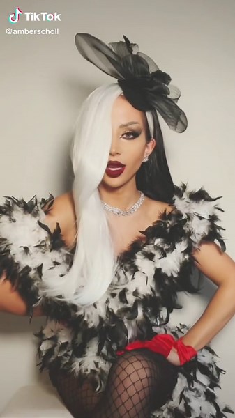 dressed to kill 🐾 #cruella #halloween ♥️🖤 | cruelladevil costume