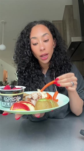 hot girls make lunchables at home 😘