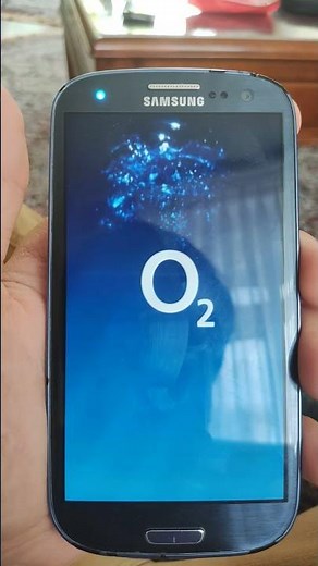 Samsung Galaxy S3 (Android 4.1.2) Startup and Shutdown (O2 UK) #samsung #telecom #technology