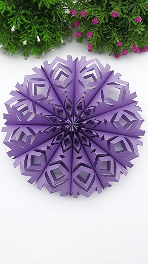 Snowflakes Falling on Christmas Night 🌙 Cozy Holiday Scene Christmas Snowflake, Snowflake Magic, Relaxing Winter, Beautiful Christmas Snowfall, Calm and Peaceful Ambience, Winter Wonderland, Christmas Snowflakes, Snowflakes, Christmas Lights, Cozy Holiday Vibes, Relaxing Christmas Ambience, Christmas Snowflakes Diy, Falling Snowflakes, 📝 Video Description: Step into a winter wonderland and enjoy the peaceful beauty of Christmas snowflakes gently falling from the sky. ❄️✨ This cozy video brings