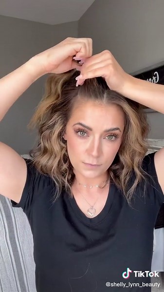 Quick and Easy Mini Clip Hairstyles for Short Hair