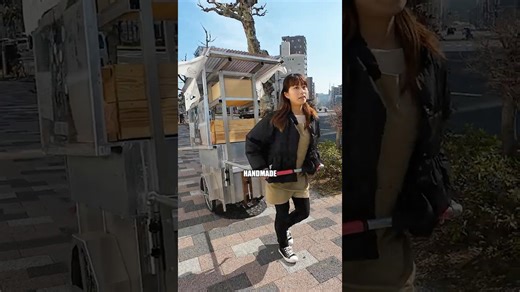 Japanese tiny food truck sells out daily: Onigiri Girl