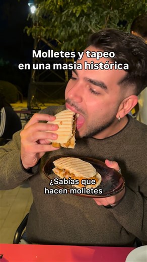 Molletes ricos y tapeo en @cangi_bar , el bar que ocupa la planta baja de una preciosa masía contruída de 1403 en Sant Just Desvern. ¿Conocías su terracita 😍? #gastro #molletes #barcelona #masia | Barcelona Secreta