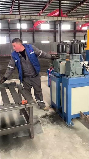 Production process of steel pipe clamp machine