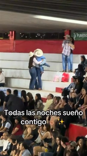 #1 Best Mexican Dancing Page🇲🇽🔥 on Instagram: "Un dia😍🙌🏼 #purobailando"