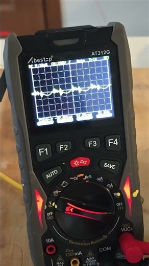 Awesome wave picking up on 2 types of induction.